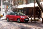 Toyota Estima Aeras 2016 года
